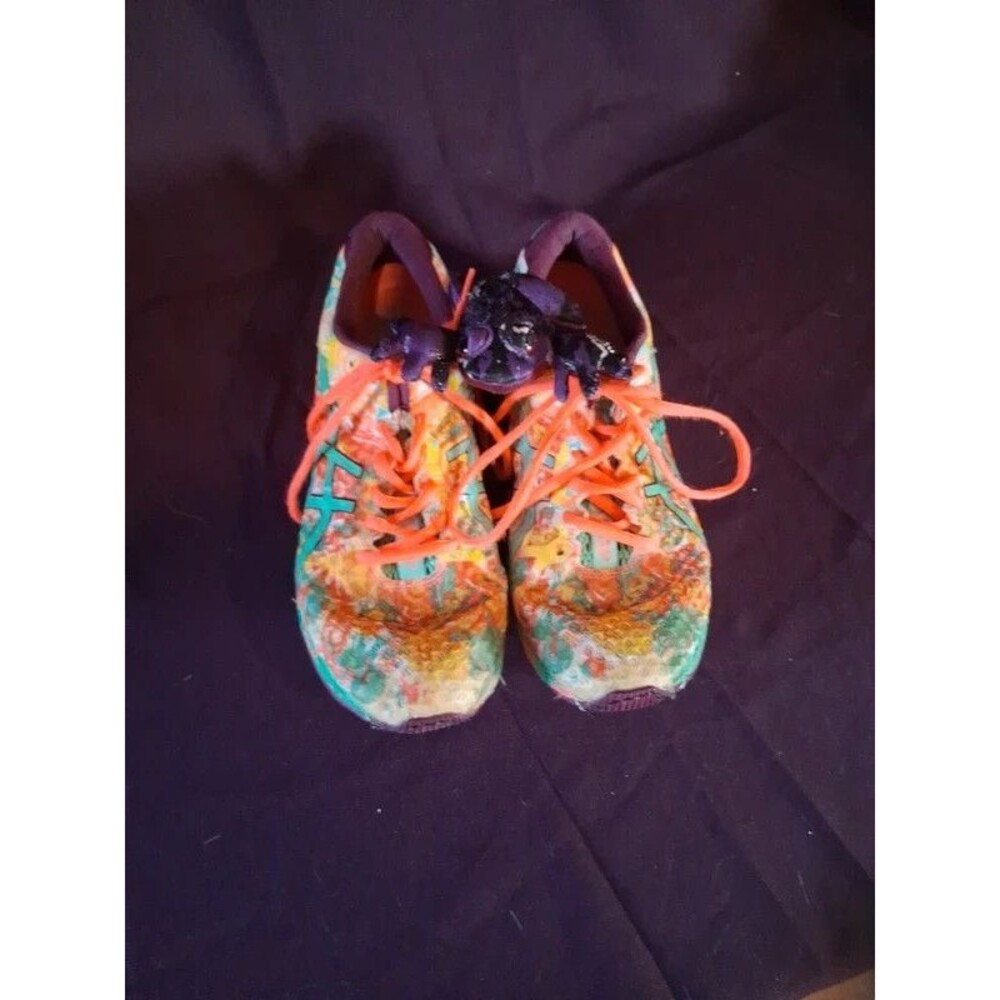 ASICS gel-noosa tri 11 women's running shoes Size 8 womens Flash Coral